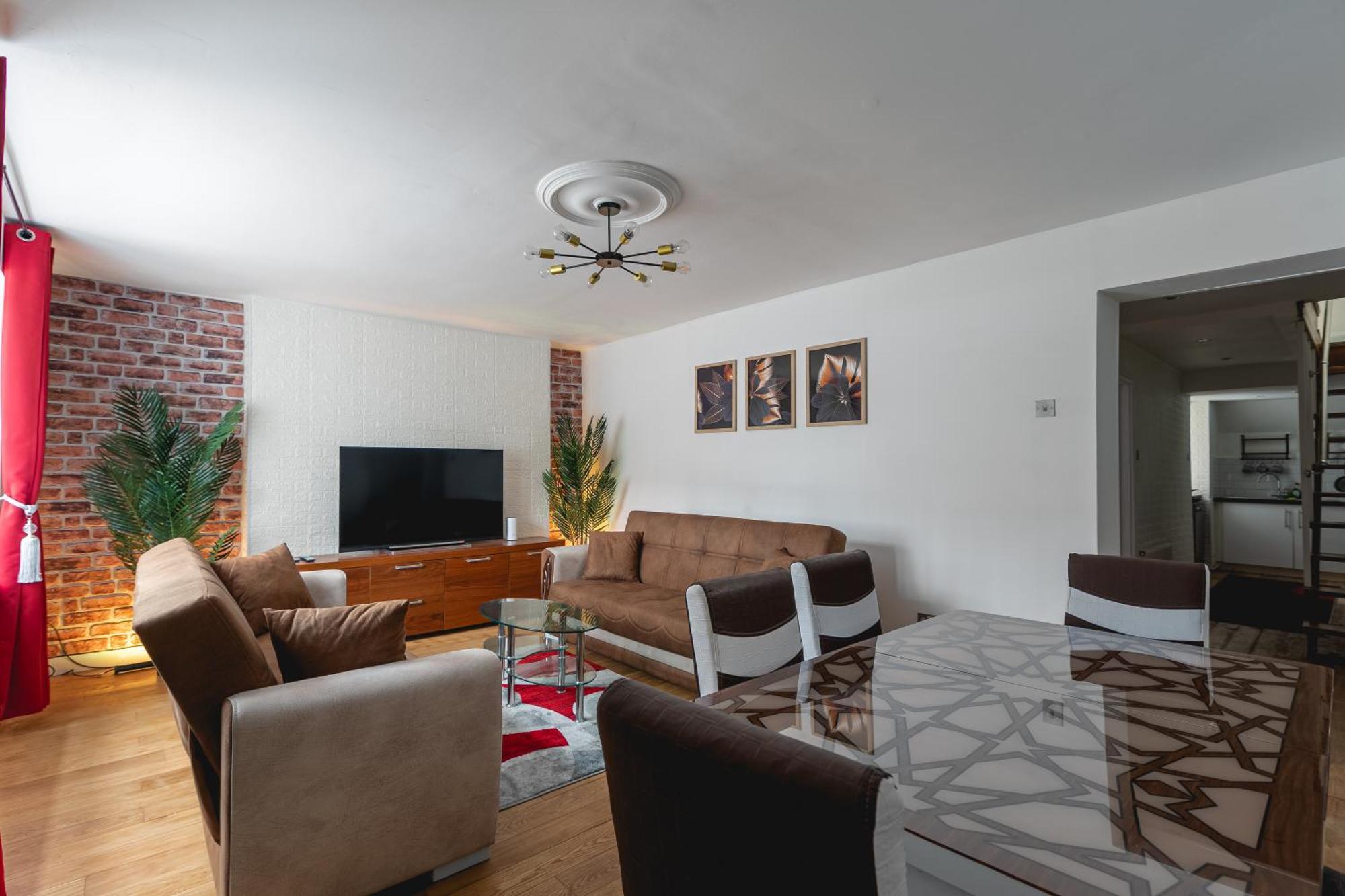 Spacious With Garden In Apartamento *